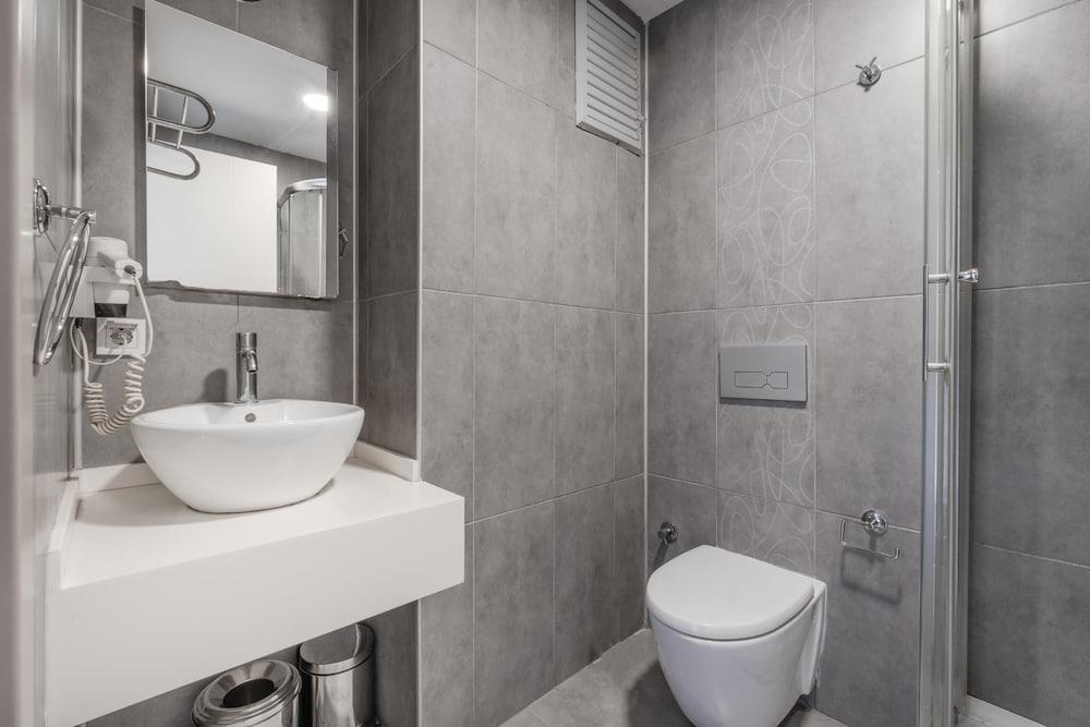 MODERN RESIDENCE STUDIO FLAT W BALCONY IN BAGCILAR — ISTANBUL — fotografie hotel nr. 8