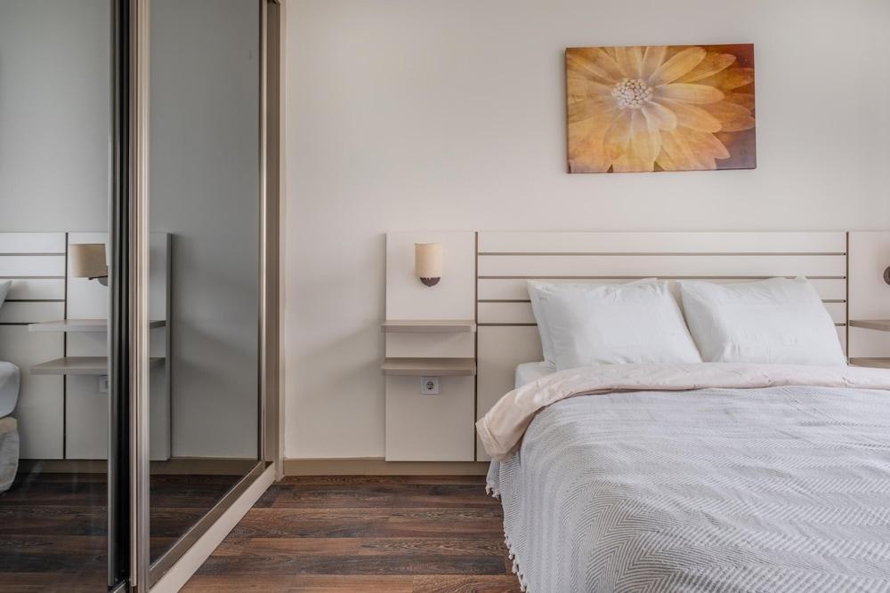 RESIDENCE 5 MIN TO METRO 30 MIN TO IST AIRPORT — ISTANBUL — фотография отеля №11