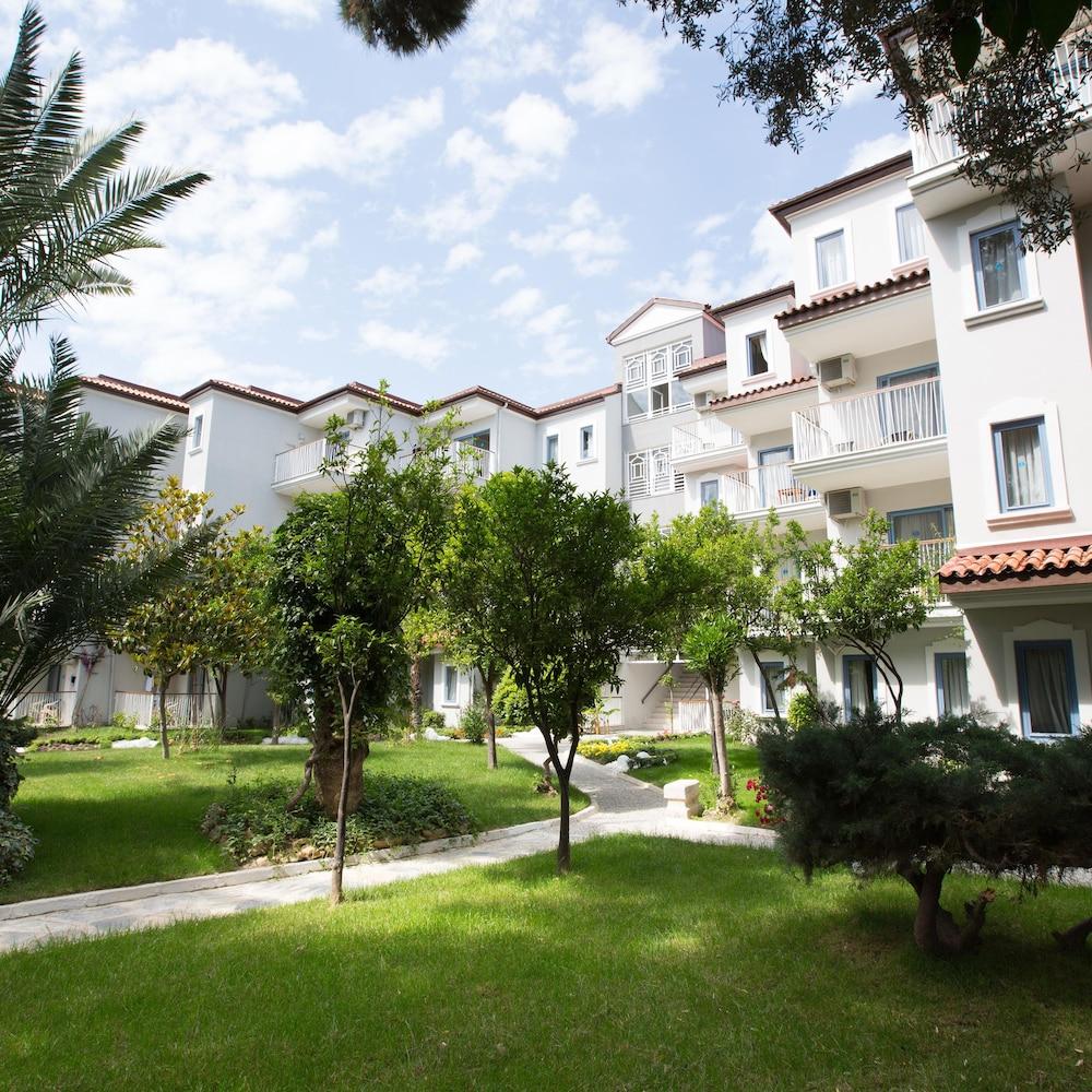 PALOMA MARINA SUITES (ADULTS ONLY) — KUSADASI — фотография отеля №35