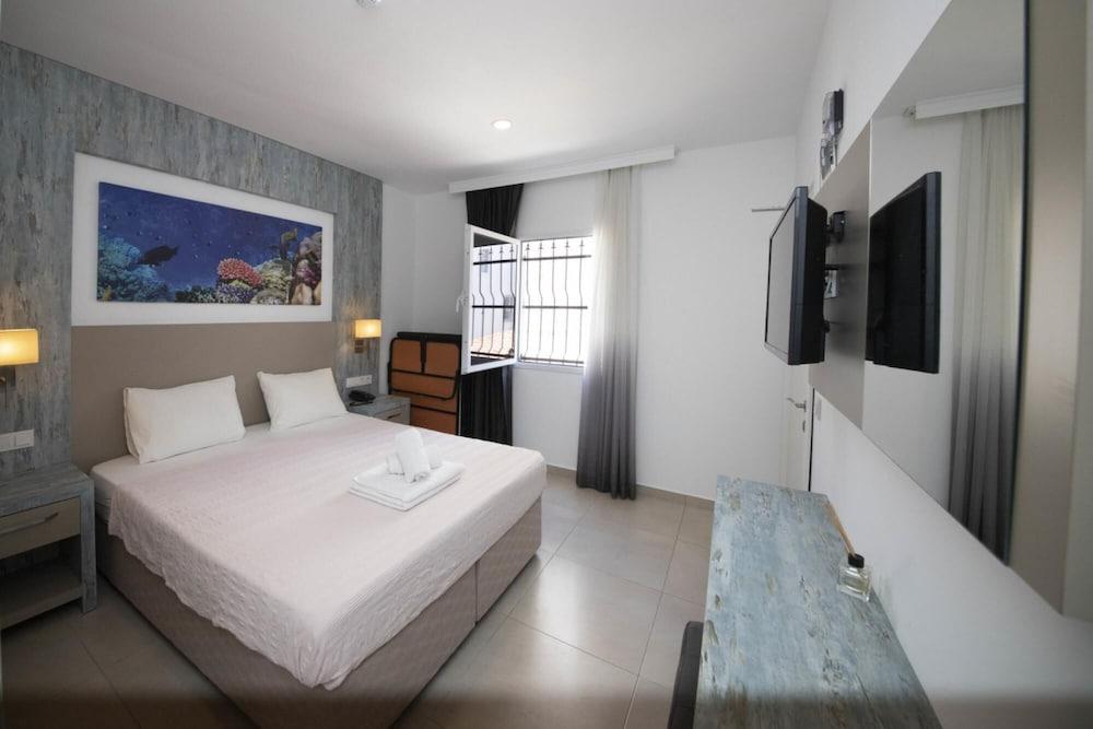 SEAFRONT FLAT WITH BREATHTAKING SEA VIEW IN BODRUM — BODRUM — fotografie hotel nr. 8