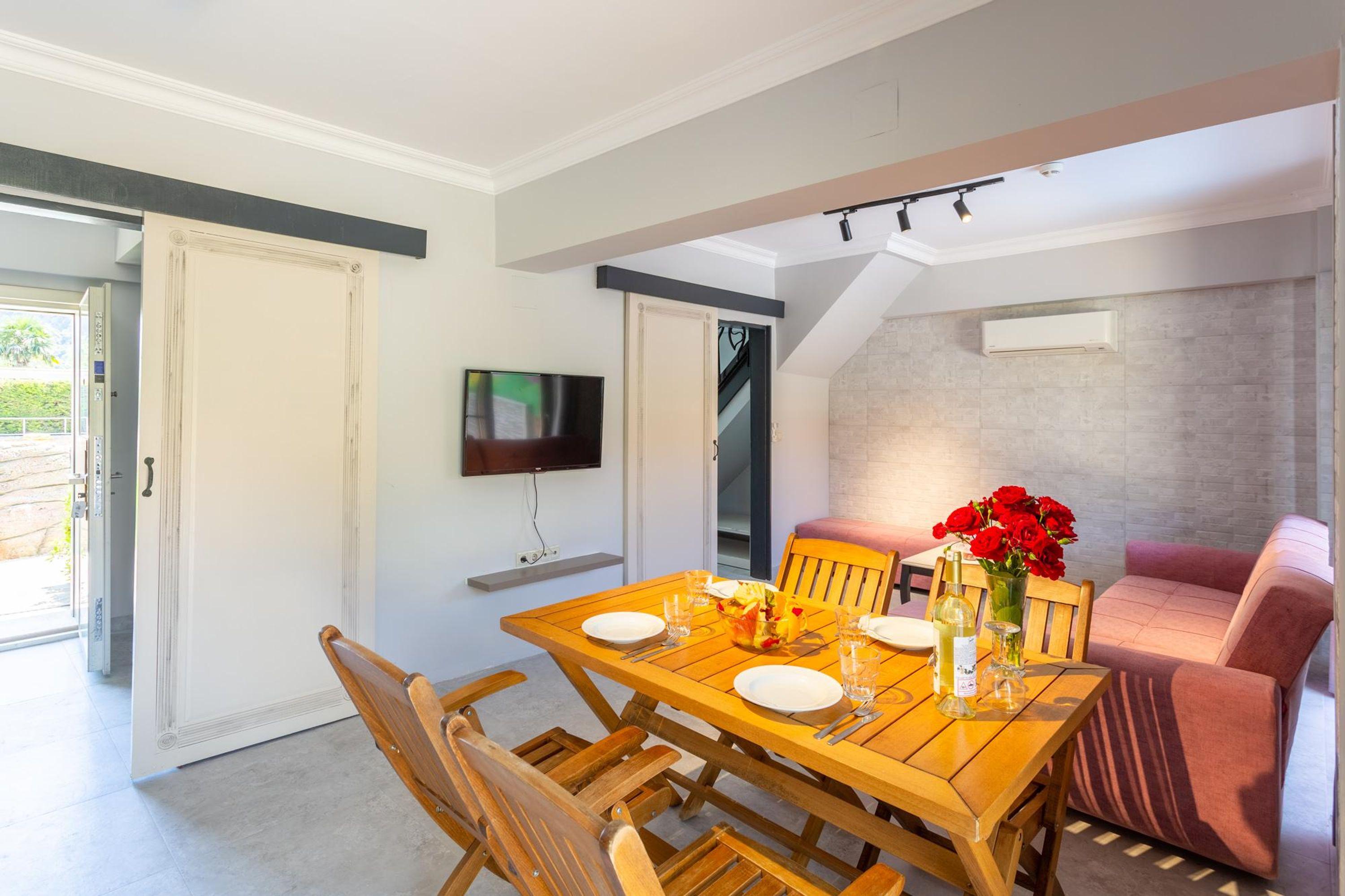 VILLA MELEK PARADISE PRIVATE POOL A C WIFI CAR NOT REQUIRED ECO-FRIENDLY - 2235 — DALYAN — фотография отеля №6
