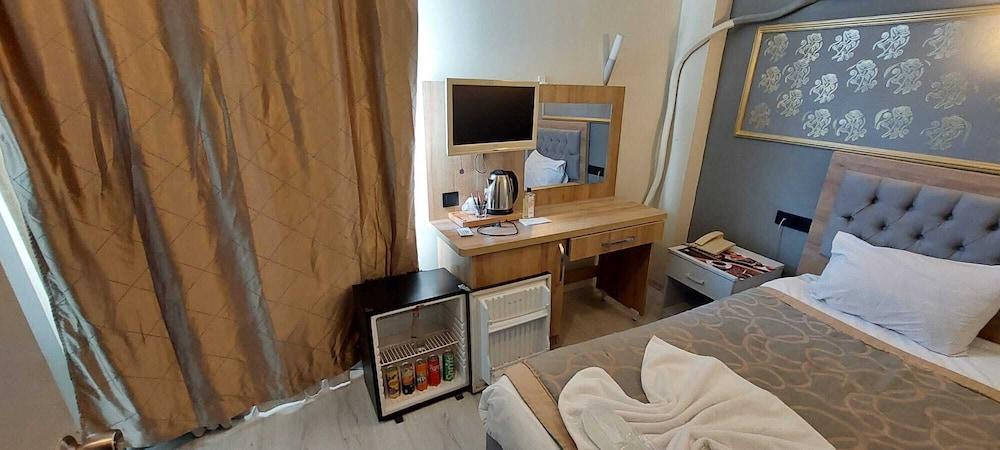 PARIS HOTEL CAFE RESTAURANT — ISTANBUL — fotografie hotel nr. 10