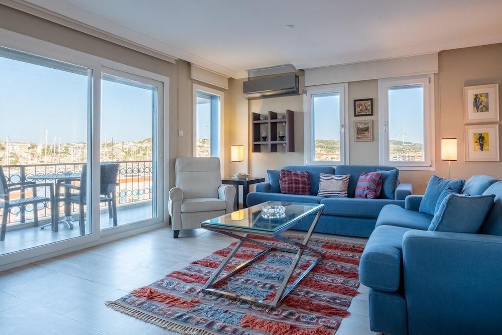 FLAT W SEA VIEW BALCONY 3 MIN TO CESME MARINA — CESME — fotografie hotel nr. 9