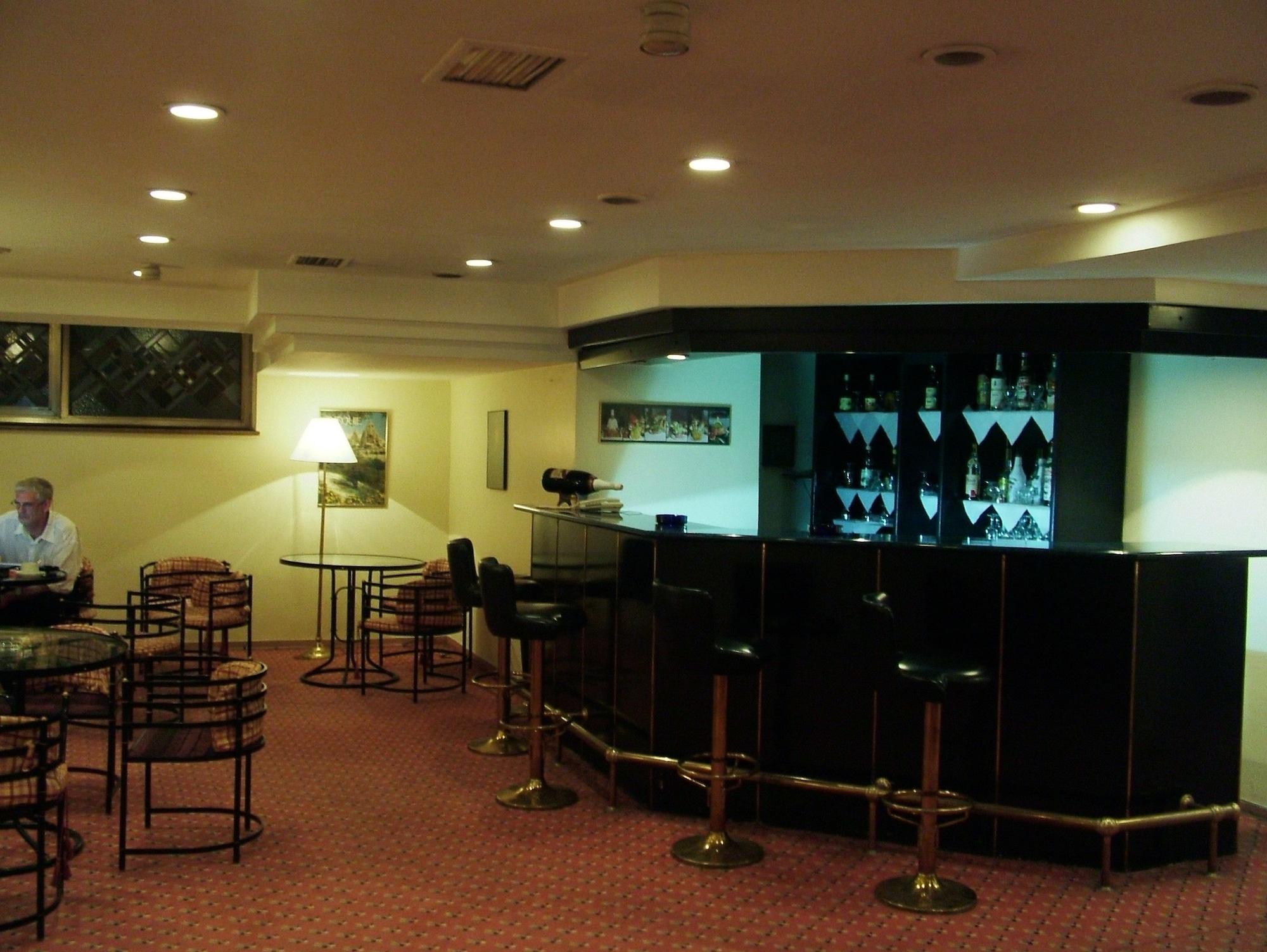 ADEN — ISTANBUL — fotografie hotel nr. 4