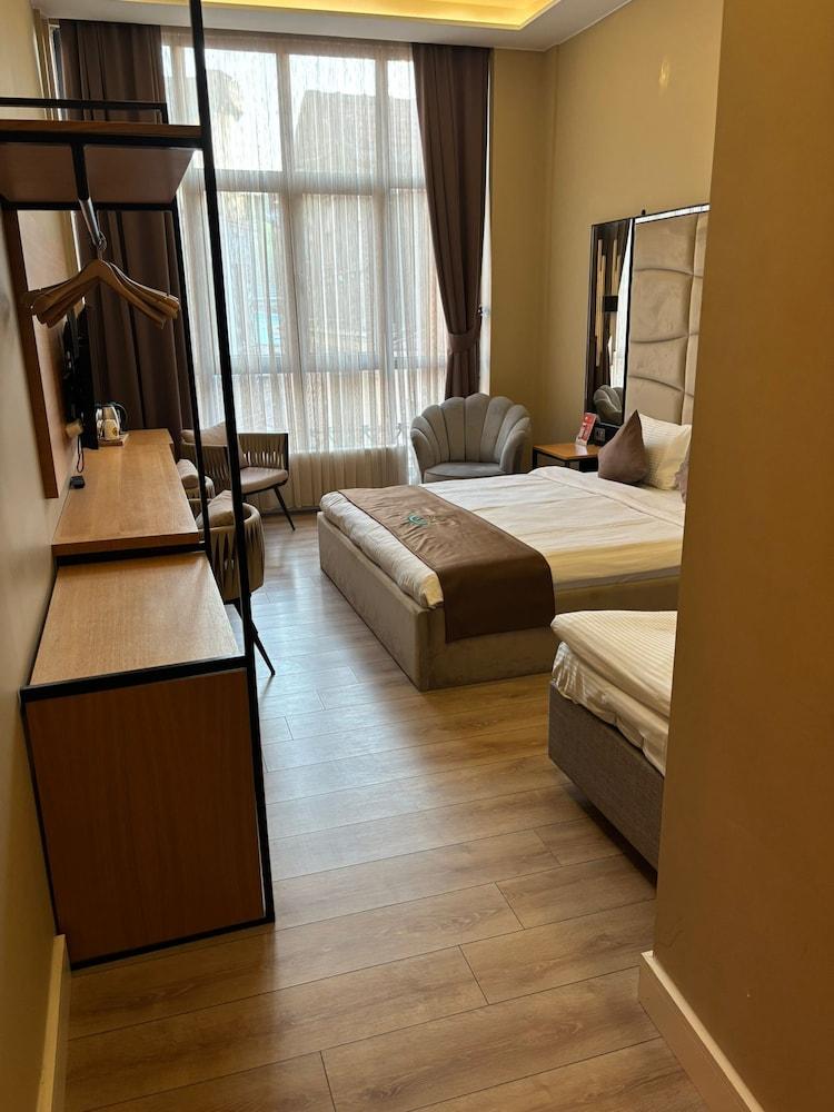 BERFINN HOTEL — ISTANBUL