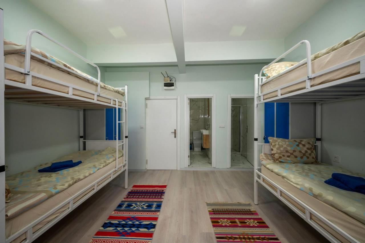 XALILA HOSTEL & CAFE LADIES ROOM (ADULTS ONLY) — ISTANBUL — фотография отеля №2