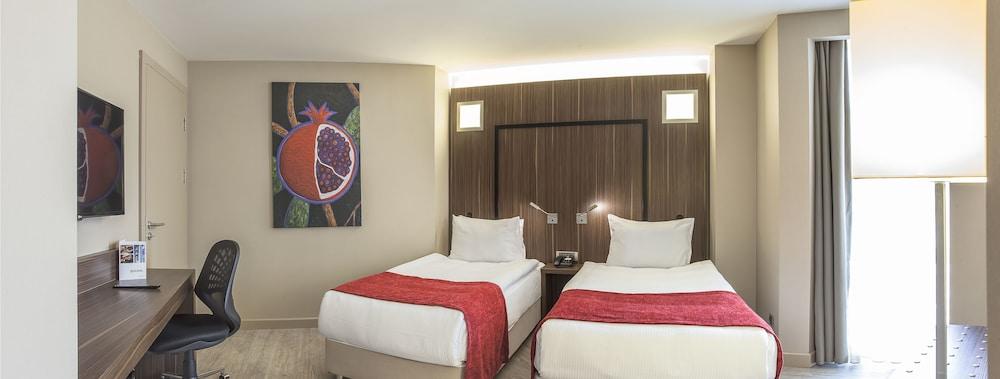 RAMADA ENCORE BY WYNDHAM IZMIR — IZMIR — fotografie hotel nr. 8