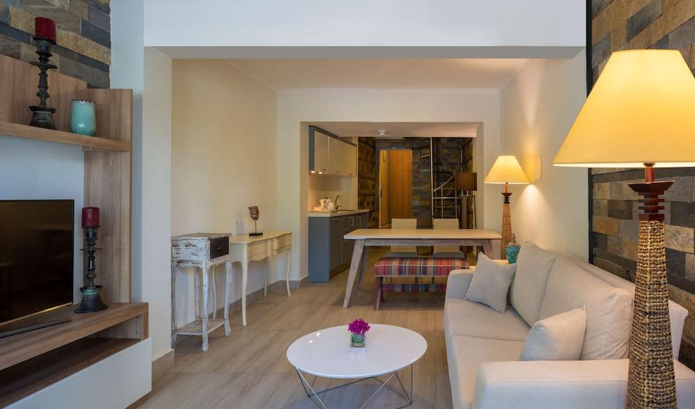DOUBLETREE BY HILTON BODRUM MARINA VISTA — BODRUM — фотография отеля №21