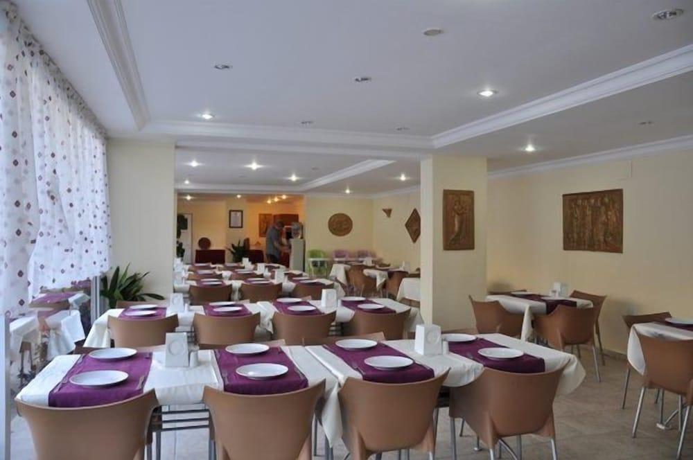 INSIDE HOTEL — SIDE — fotografie hotel nr. 20