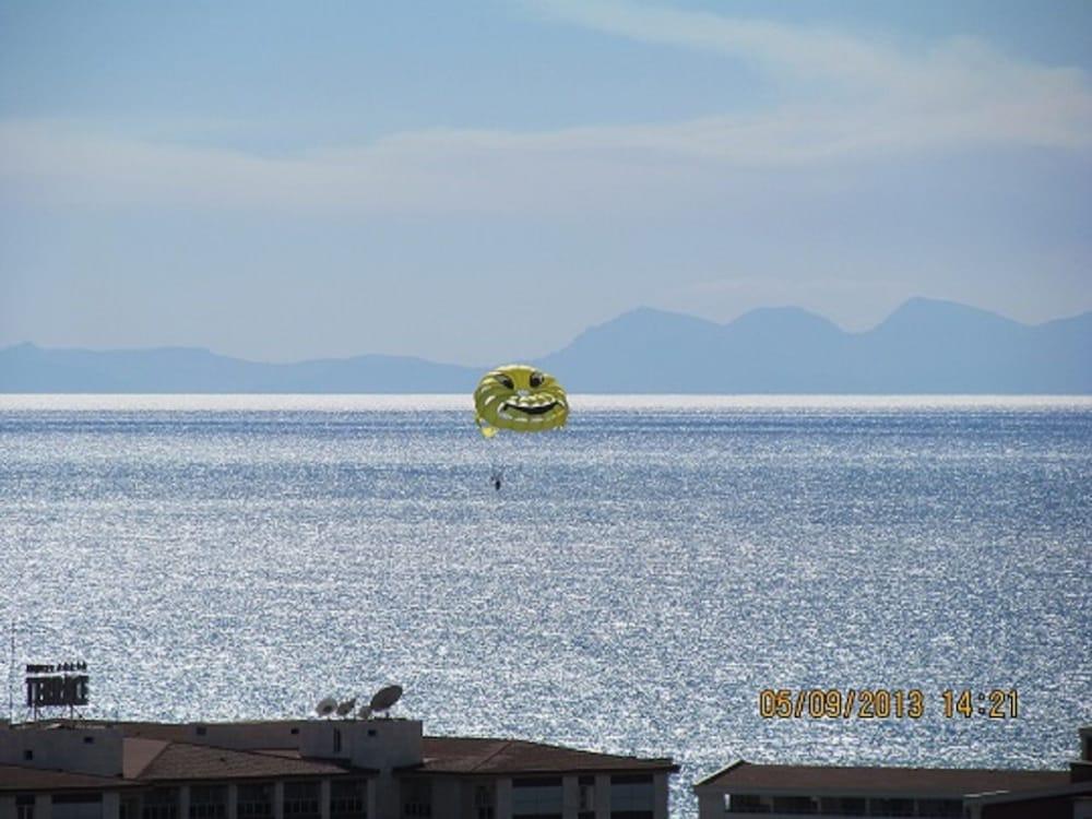 LUXURY 2 BED PRIVATE HOME CLOSE TO THE BEACH ON A SECURE COMMUNITY — SIDE — fotografie hotel nr. 22
