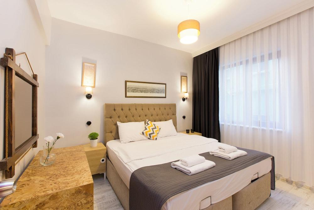 ISTANBUL APARTMENTS ISTIKLAL — ISTANBUL