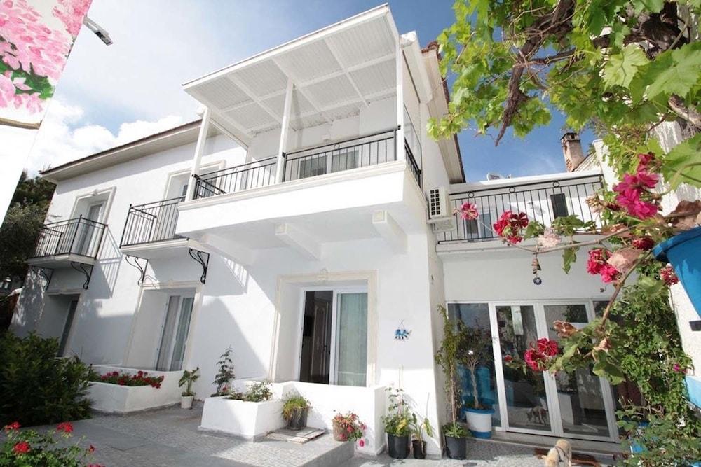 DOUBLE INN MARINA HOTEL — BODRUM