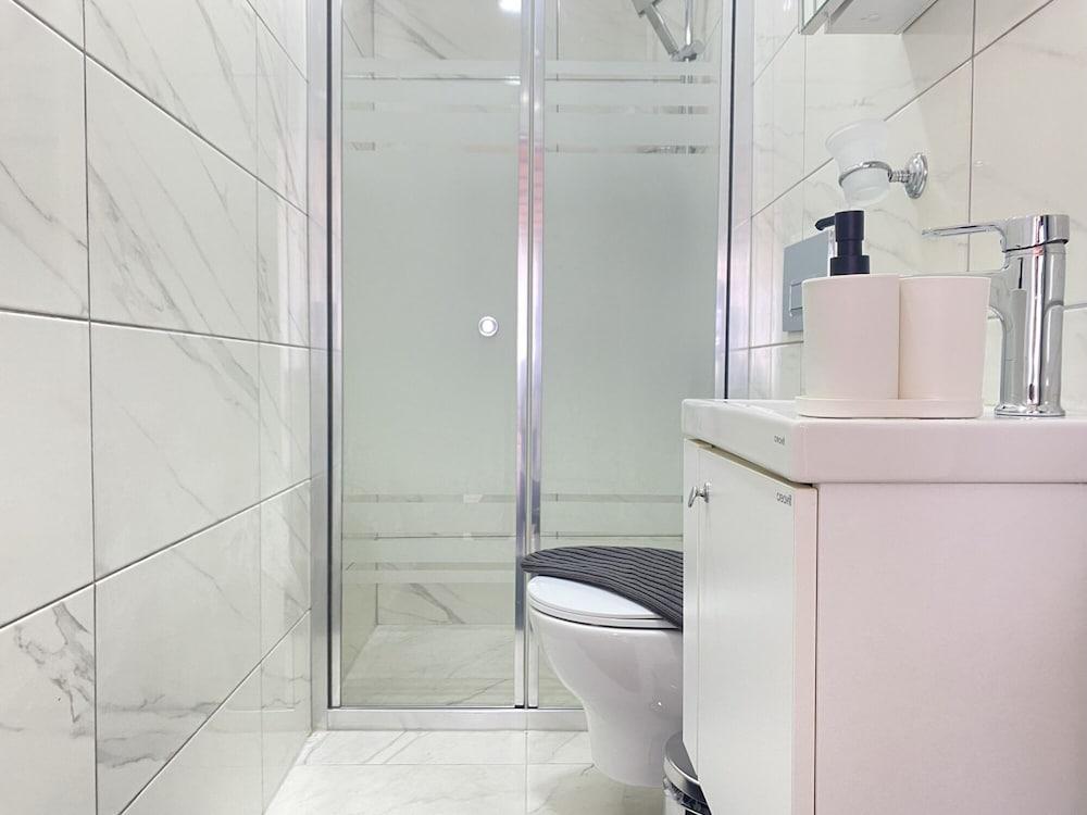 GEM OF GALATA DISCOVER RENOVATED FLAT — ISTANBUL — фотография отеля №19