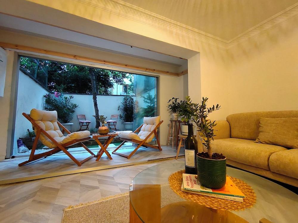 2BR/2BATH WITH GARDEN - BETWEEN SISLI & TAKSIM — ISTANBUL — фотография отеля №6
