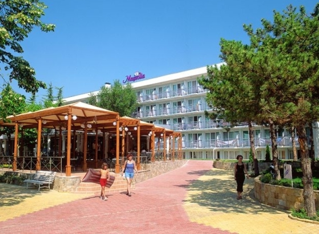 MAGNOLIA HOTEL — ALBENA
