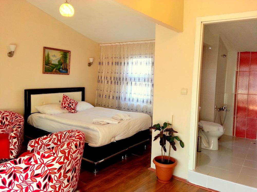 BY PERA SUITES — ISTANBUL — фотография отеля №17