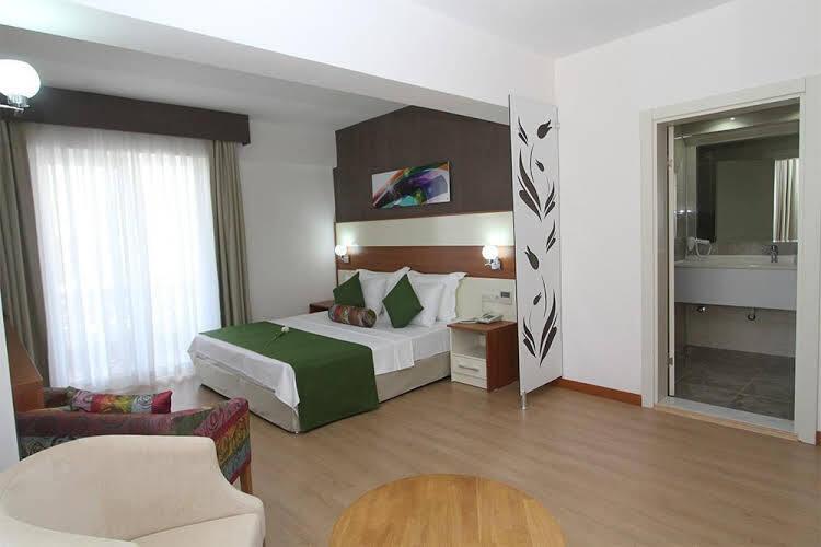 EGE TULIP CESME — CESME