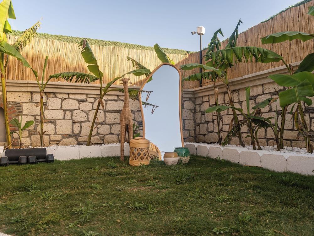 BLANCO SUITES ALACATI — CESME — фотография отеля №3