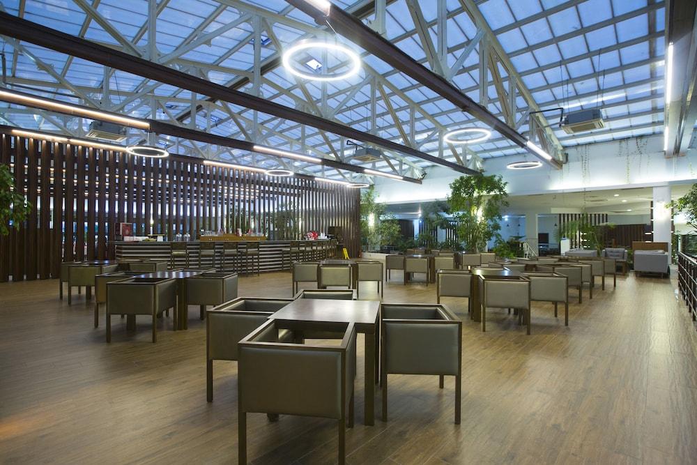 WASHINGTON RESORT HOTEL & SPA — SIDE — fotografie hotel nr. 2