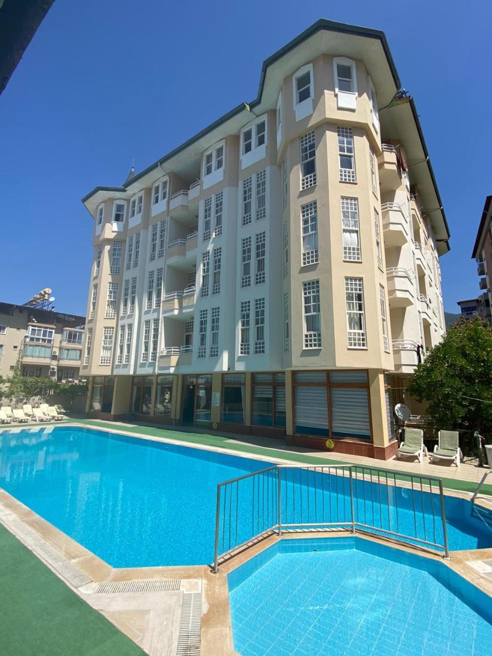 ISABELLA APARTHOTEL — ALANYA