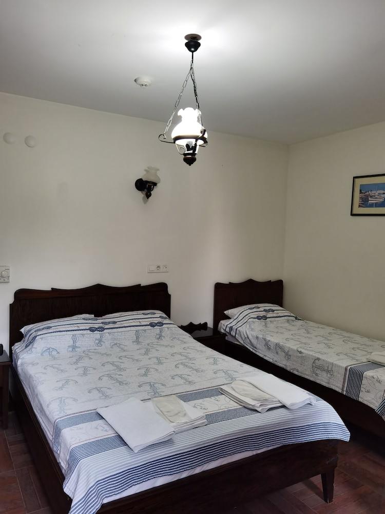 KAPTAN MOTEL — SEFERIHISAR — фотография отеля №2