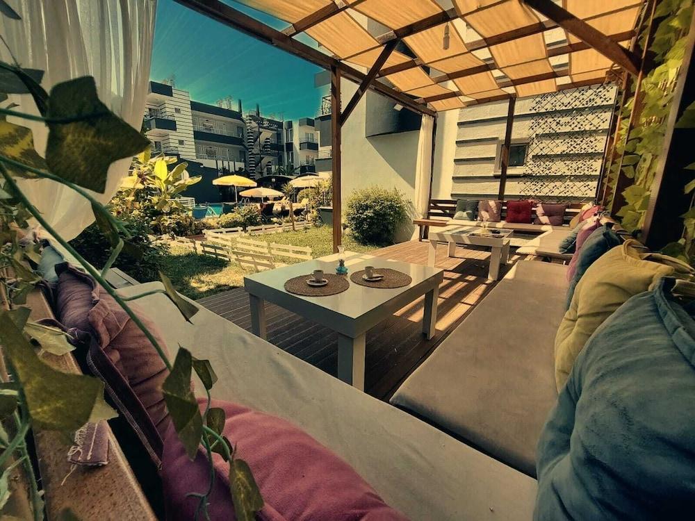SUMMER ROSE HOTEL — SIDE — фотография отеля №20