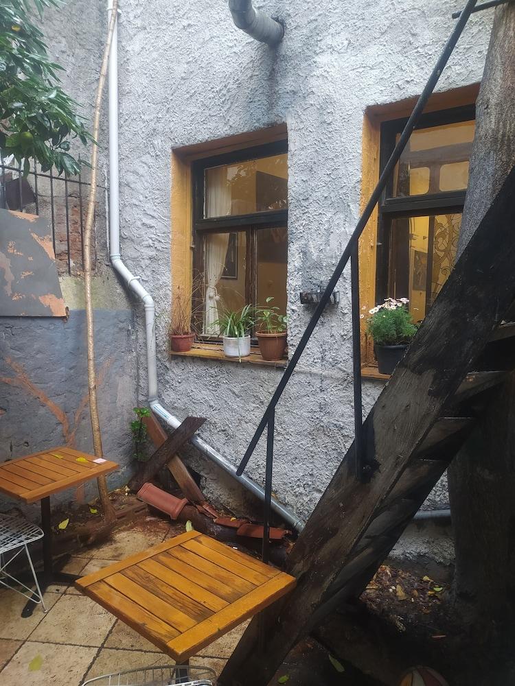 TITAN HOUSE HOSTEL — IZMIR — fotografie hotel nr. 25
