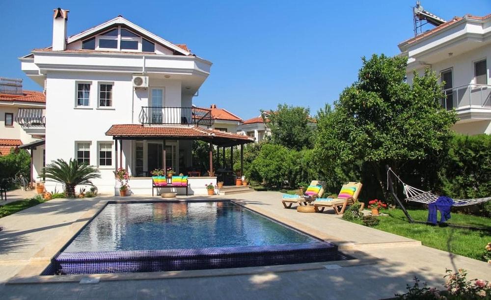 IMMACULATE 3-BED VILLA NEST DALYAN — DALYAN