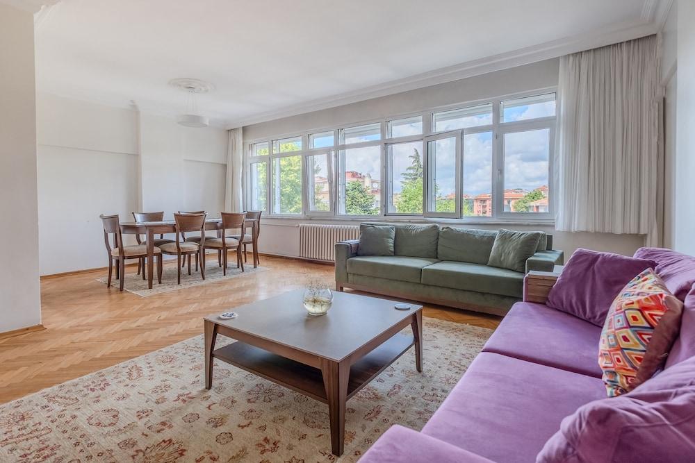 FLAT WITH BALCONY 4 MIN TO AKMERKEZ MALL IN ETILER — ISTANBUL — fotografie hotel nr. 6