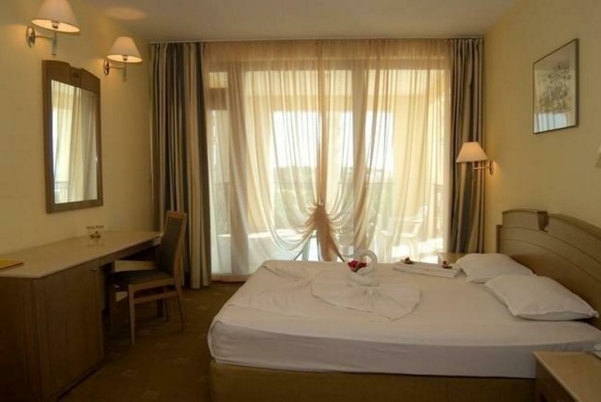 BELLEVILLE HOTEL — DUNI — fotografie hotel nr. 3