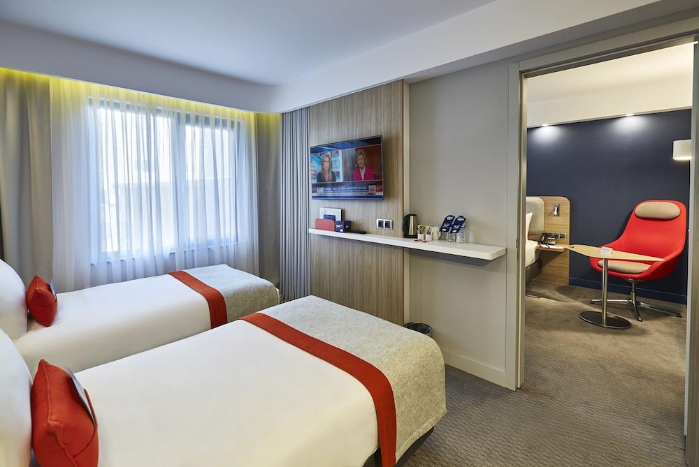 HOLIDAY INN EXPRESS ISTANBUL - ATAKOY METRO — ISTANBUL — фотография отеля №16