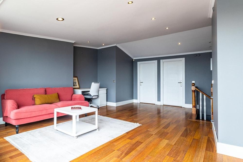 DUPLEX FLAT W PANORAMIC BOSPHORUS VIEW AND TERRACE — ISTANBUL — fotografie hotel nr. 27
