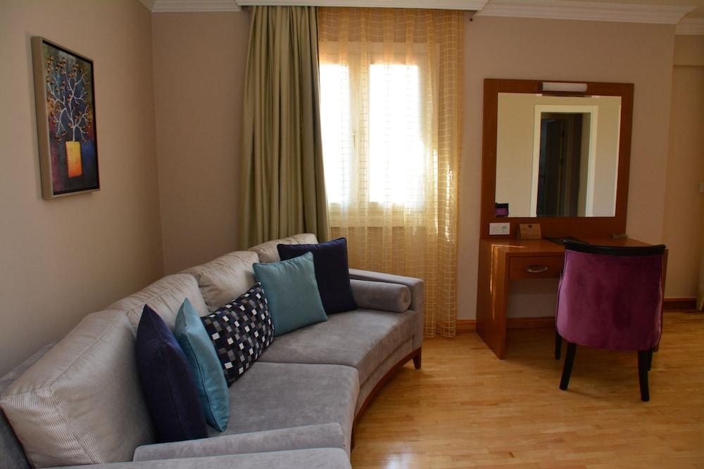 PINE VILLAS & APARTMENTS KUSADASI — KUSADASI — fotografie hotel nr. 10