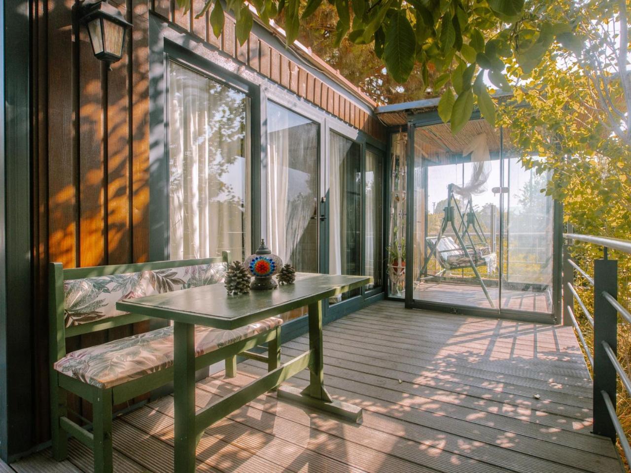 MONA GLAMPING CARAVAN SUITES — SEFERIHISAR — фотография отеля №18