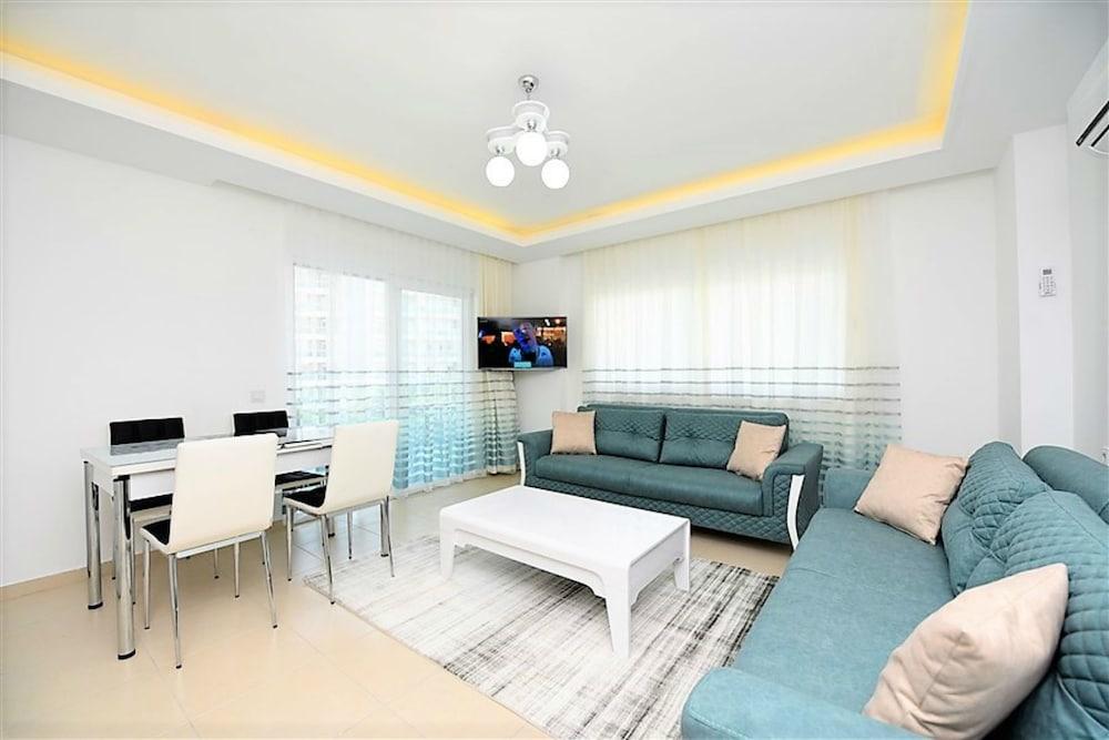 CROWN CITY — AVSALLAR — fotografie hotel nr. 4