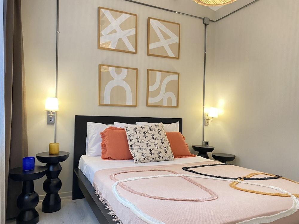 GEM OF GALATA DISCOVER RENOVATED FLAT — ISTANBUL — фотография отеля №15