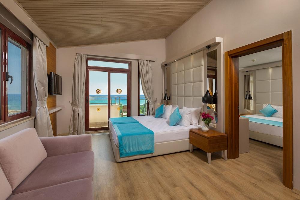 BELLA RESORT & SPA — SIDE — фотография отеля №6