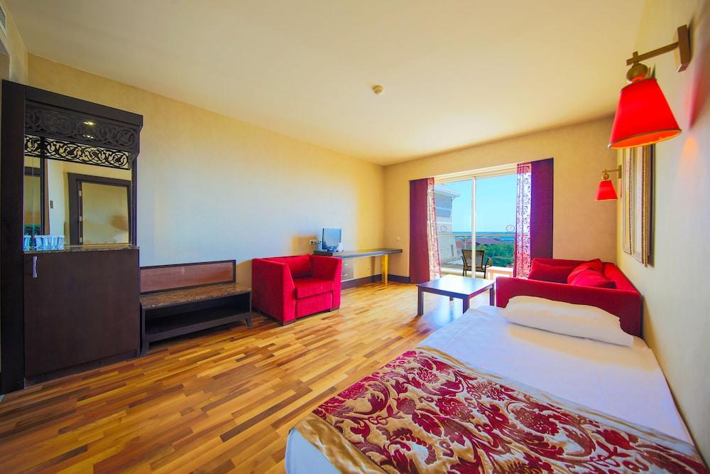 HORUS PARADISE LUXURY RESORT — SIDE — фотография отеля №32