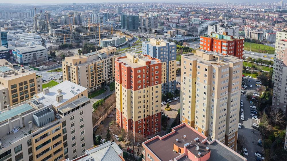 SPACIOUS CENTRAL APARTMENT CROSSROADS OF TRANSPORTS — ISTANBUL — фотография отеля №8