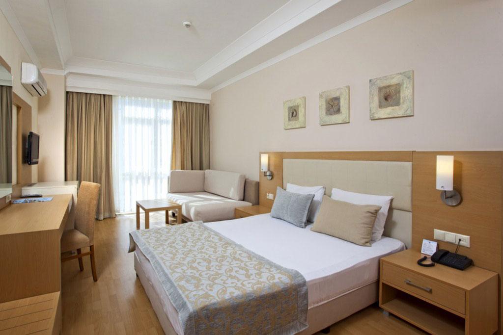 TITAN SELECT HOTEL — ALANYA