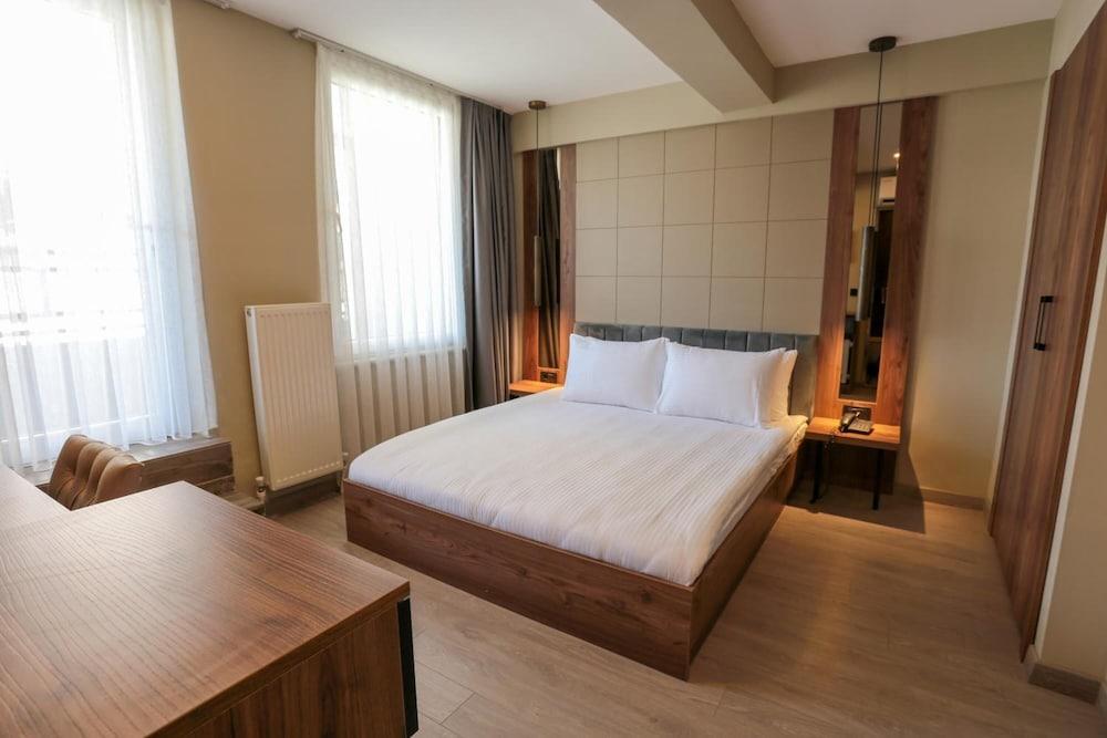 ARACH HOTEL HARBIYE — ISTANBUL