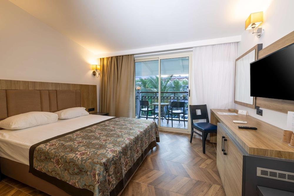 CRYSTAL AURA BEACH RESORT & SPA — KEMER — фотография отеля №12