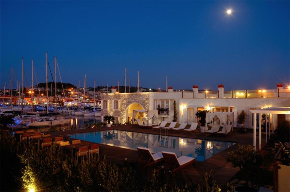 CESME MARINA KONUKEVI — CESME