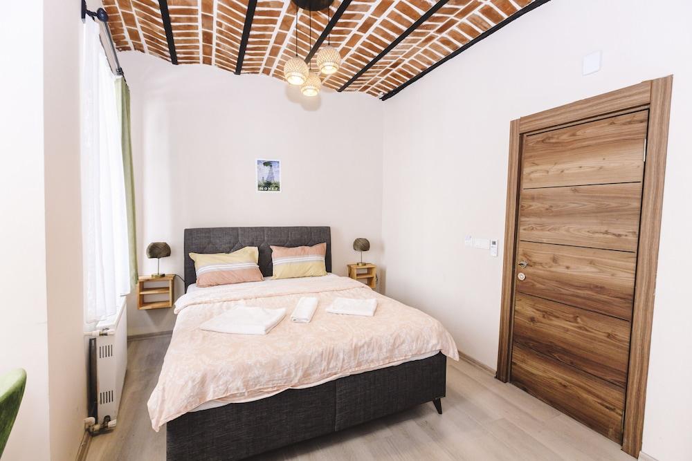 STYLISH PRIVATE ROOM AT THE TAKSIM — ISTANBUL — fotografie hotel nr. 2