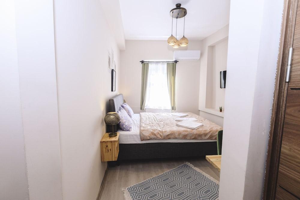 WARM PRIVATE ROOM AT TAKSIM — ISTANBUL — фотография отеля №4