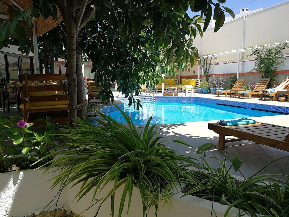 OYA BOUTIQUE HOTEL & SUITES — BODRUM