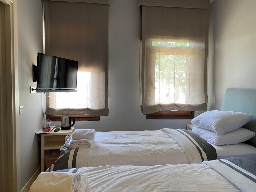 TEOS LODGE PANSIYON & RESTAURANT — SEFERIHISAR — фотография отеля №16