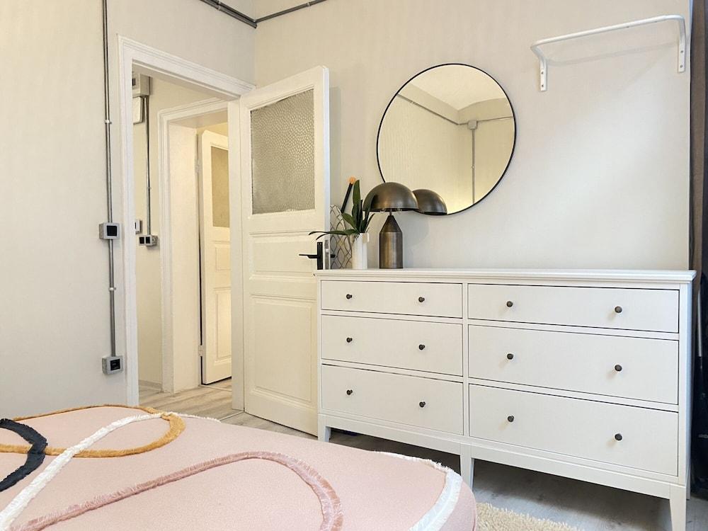 GEM OF GALATA DISCOVER RENOVATED FLAT — ISTANBUL — фотография отеля №17