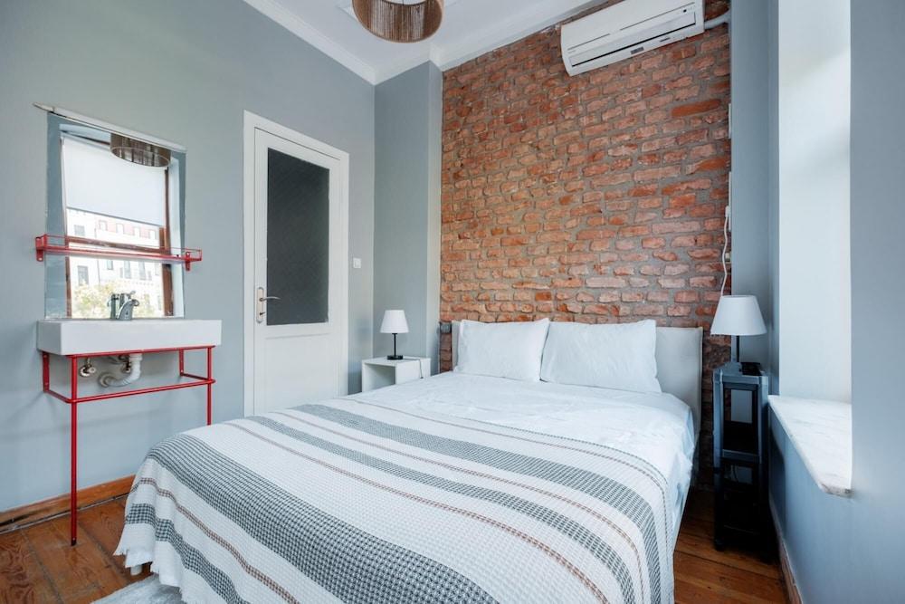 RUSTIC STONE FLAT 5 MIN TO TAKSIM SQUARE — ISTANBUL — fotografie hotel nr. 7