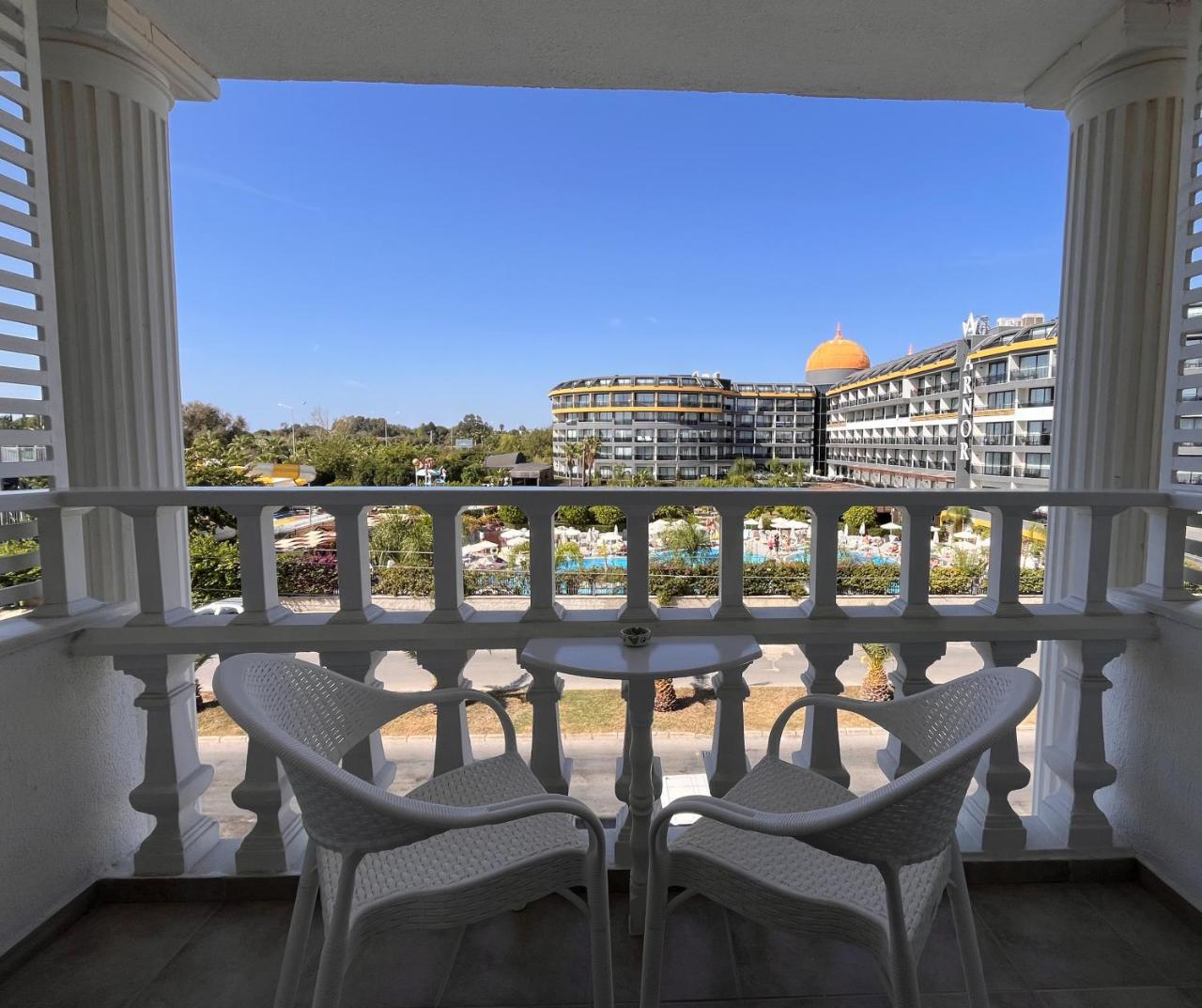 CONNYS BOUTIQUE HOTEL (ADULTS ONLY) — SIDE — fotografie hotel nr. 3